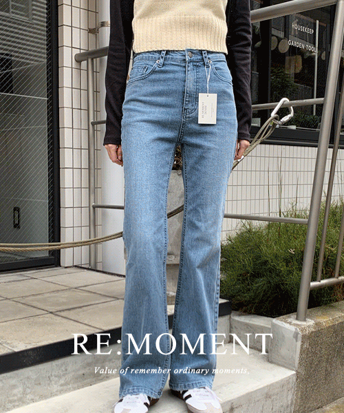 (Same-day delivery of RE:MOMENT/L) Signature Slim Bootcut Ash Light Jeans