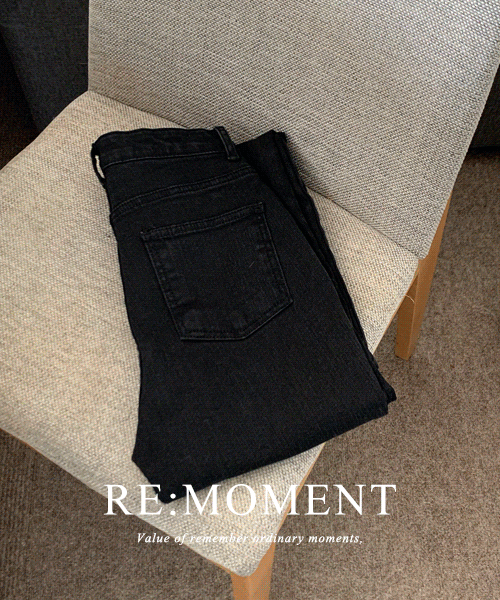 (Over 10,000!) [RE:Moment/Same-day delivery] Made. Signature Slim Bootcut Black Denim
