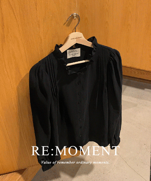 [RE:MOMENT/Sent on the same day of ivory] Made. The Moon Frill Blouse 2 colors!