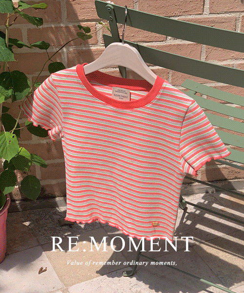 [RE:MOMENT/Sent on the same day] Made. Roti Shirring V-neck T-shirt with 2 colors!