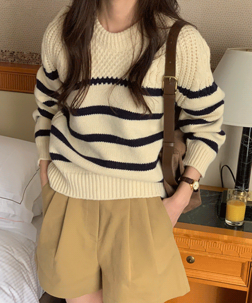 时尚麻花条纹针织衫2color！
